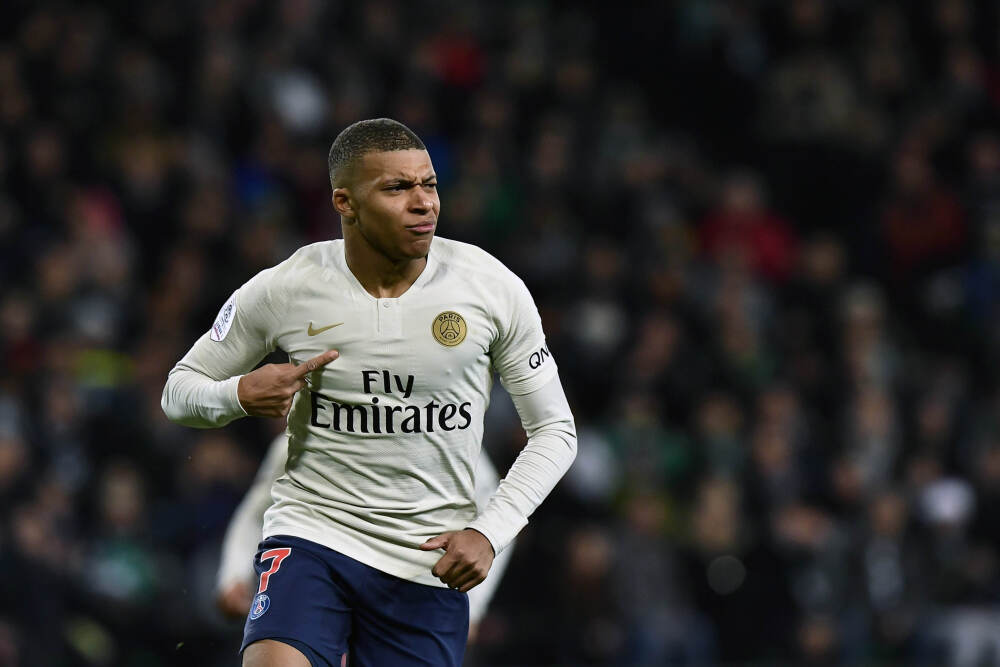 落户限制将迎历史性松绑, 对房地产意味着什么?